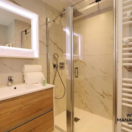 Apartamento Résidence Ariondaz Hellebore - Superbe De Gamme Et Ski-in Mae-4714 Courchevel